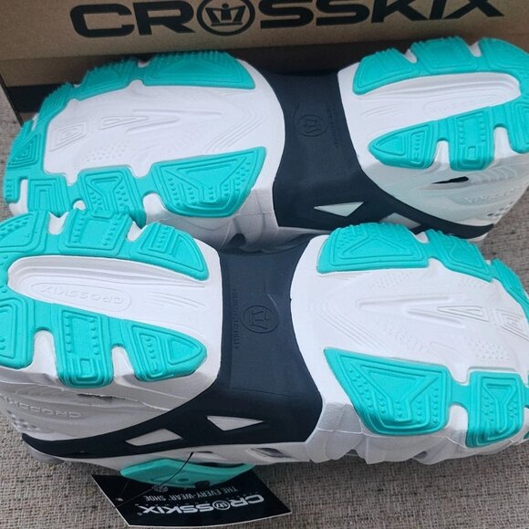 Crosskix Shoes Waterproof Unisex Outdoor Shoes Closed Toe Slip On Size 7US 39EU - Picture 10 of 12